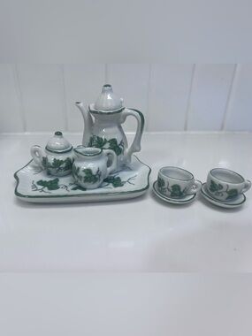 Dollhouse Miniature Tea Set Andrea By Sadek Green Ivy Pattern New In Box